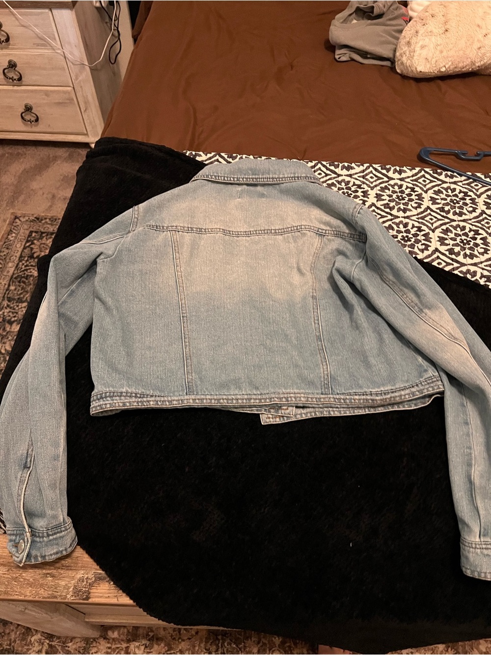 Light Wash Denim Jacket - Women's - Picture 4 of 5